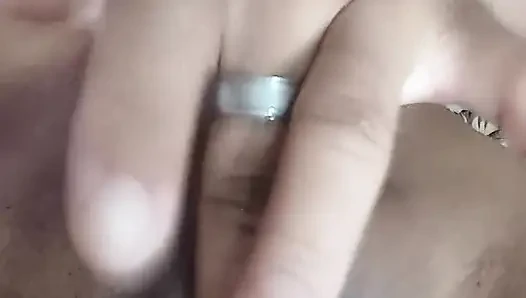 Hot girl masturbating