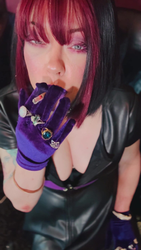 Queen Of Smoking Tina Snua Smoking A Cork Cigarette In Leather & Gloves | Clip 1