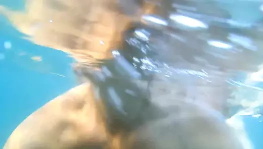 Luna sucks her mouthpiece underwater before getting fucked