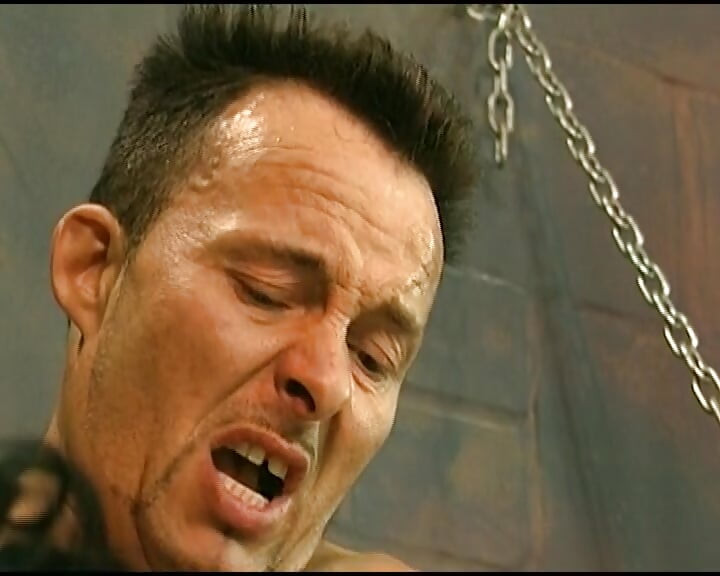 Lock up German Babe Got Her Ass Fucked by Guard