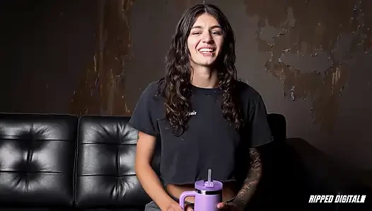 Ramona vixen dientot habis-habisan sampai mengerang keenakan