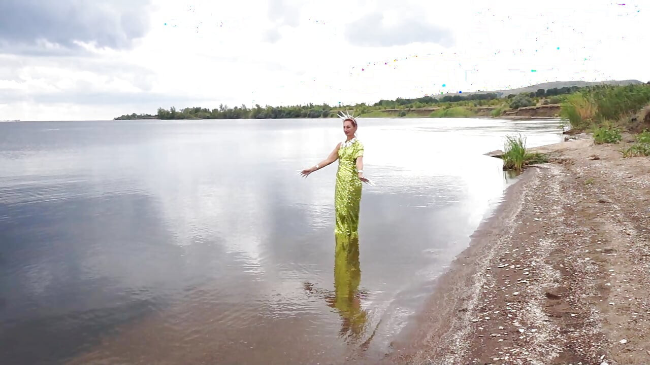 Mermaid dance