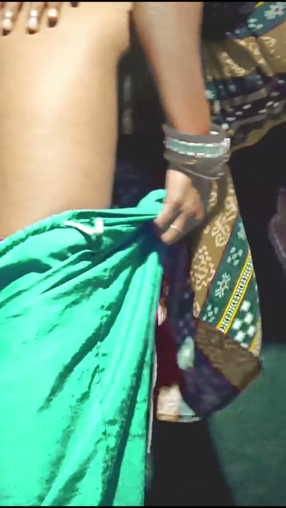 Village bhabhi ko dragon condom ke sath chudai | Clip 3