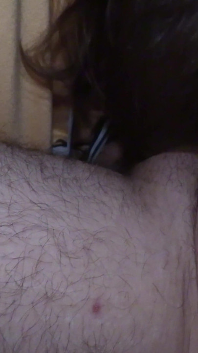 Teil 2 meiner frau gibt mir einen blowjob. Wir testen eine neue 4K-Kamera.