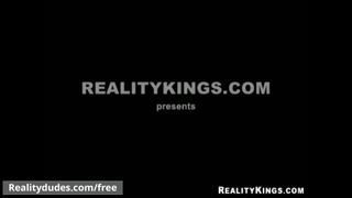 Dik en vlezig - trailer preview - reality dudes