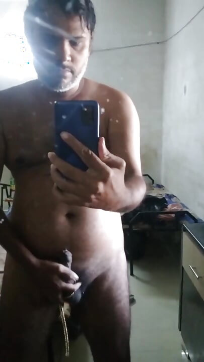 Суров соло кур, за безплатно чукане...