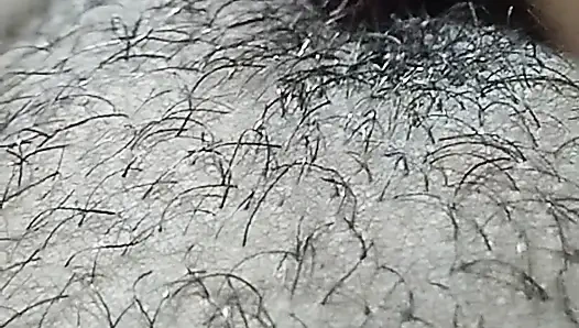 Kuskus bıçağıyla oynuyorum