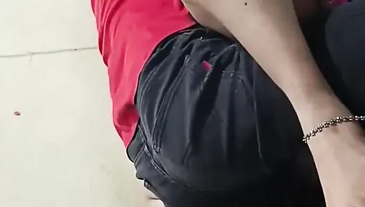 Desi Indian Beautiful Owner Aunty Fucking for Rent Closing