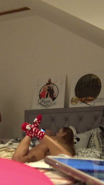 Tight Pussy Hot Brunette and Blonde and their BFF girls dance and throw a party - Compilation Video | Clip 1