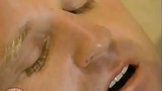 90'lardan sarışın bir hayal kadın