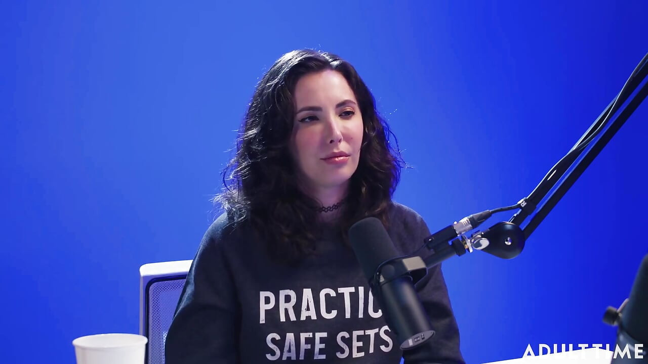 Casey Calvert: Tiger King Parody, Imposter Syndrome, & BDSM | the Adult Time Podcast