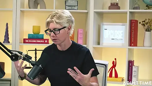 Khloe Kingsley Squirtet vor der Kamera & rote Flaggen | der Erwachsenenzeit-Podcast