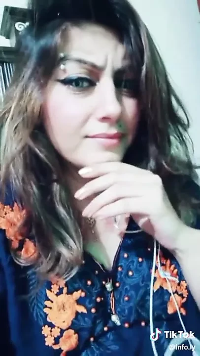 Punjabi Kuri talking dirty