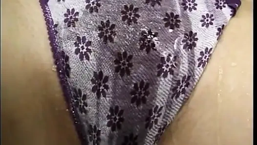 Грязная рыжеволосая милашка Daejha Milan покрыла ее сиськи кончой после хардкорного бурения киски