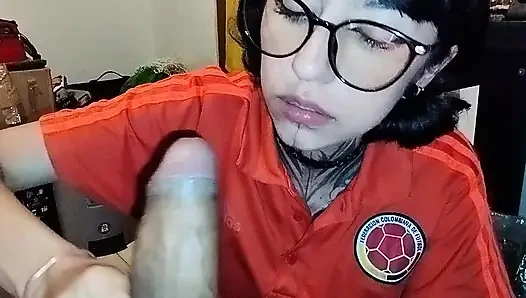 CEWEK KOLOMBIA MENANG COWOK!! Dan itu dirayakan dengan mengambil