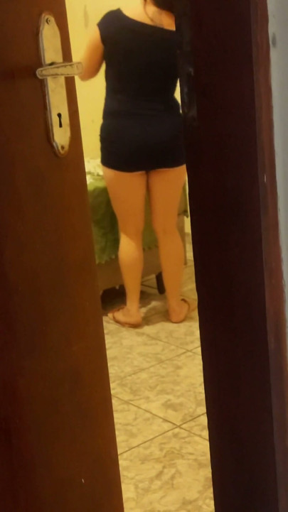 18 year old teenager is going to get ready to party I see her in the doorway! | Clip 2