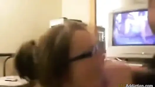 Kecanduan BBC - video porno amatir dan buatan rumah 100%. Tante seksi ini kecanduan kontol besar pria kulit hitam dan pria antar ras