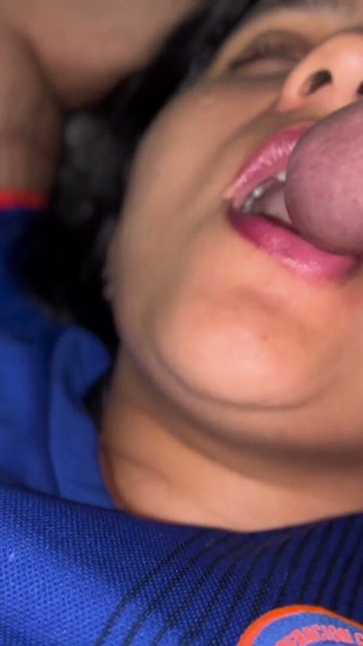 Blowjob hoàn hảo khiến bạn bắn tinh thành từng đợt khi cô ấy liếm lưỡi | Đoạn 1