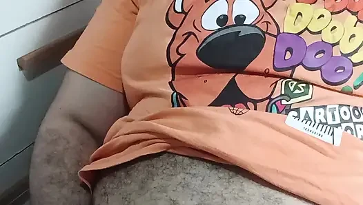 Cewek itu mergokin aku lagi coli