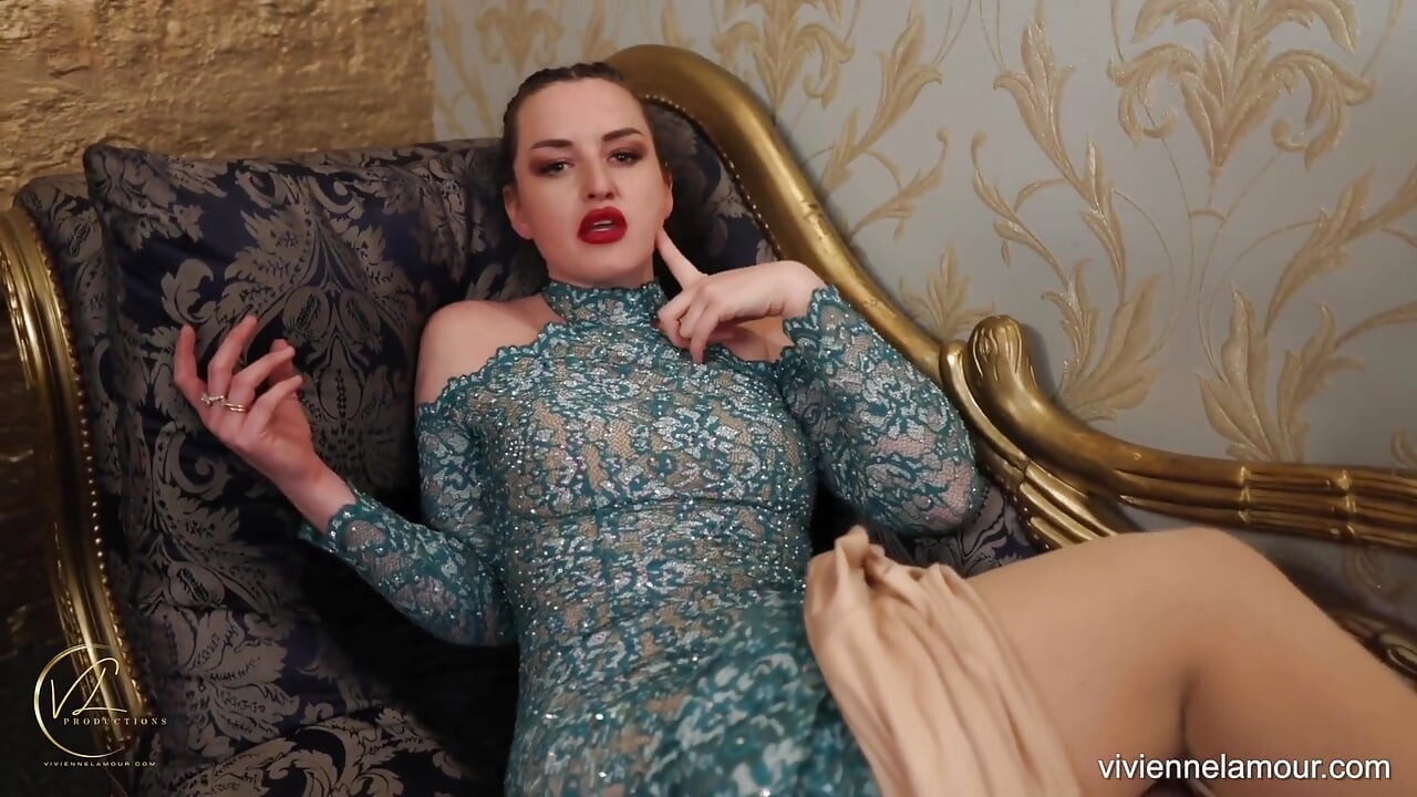 Vivienne l'amour - Was kannst du für mich, sklave, tun?