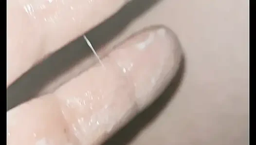 Писсинг и мастурбация возбужденной толстушки xMaskedMomWifex