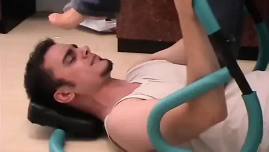 Рабу не разрешается заниматься спортом