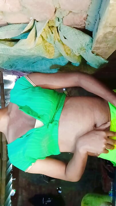 Sapna crossdresser masterbate in saree