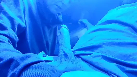 Kamyonumda oral seks ağzıma boşalıyor