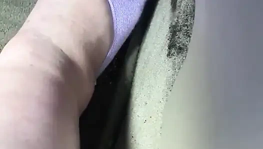 Pedalpumpen in lila socken