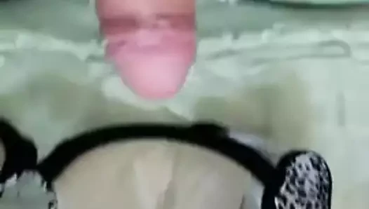 Kuzenim kız kardeşimin sutyen boşalması