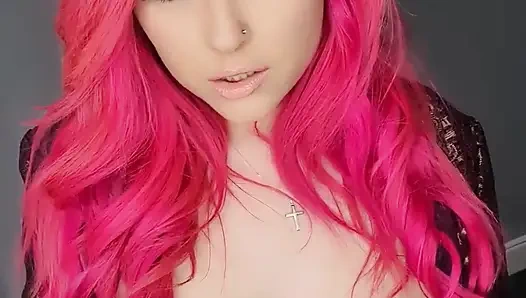 Pelacur bajak laut penurut ini ngidam dientot sama kaptennya