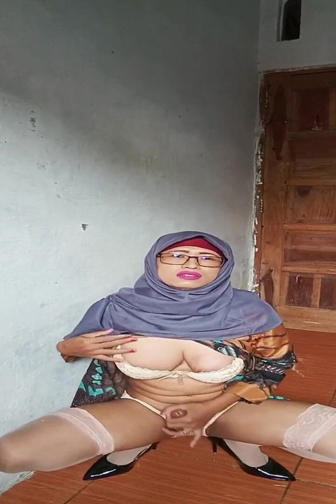 Hot Asian Hijab Shemale Rides a Huge Dildo and Masturbates