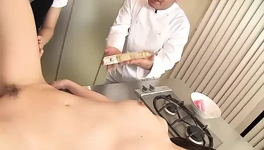 O sadece bir şef değil aynı zamanda iyi bir sikici