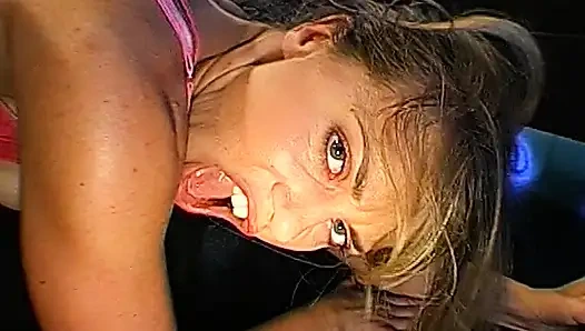 GGG Джон Томпсон показывает возбужденных женщин с горячими очко