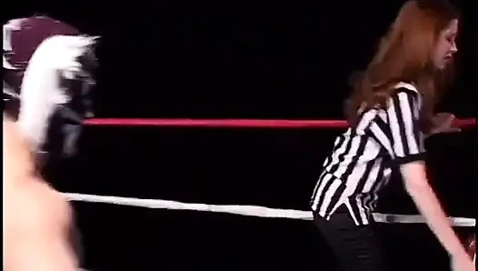 Midget wrestler gets fucked and rode by the brunette babe