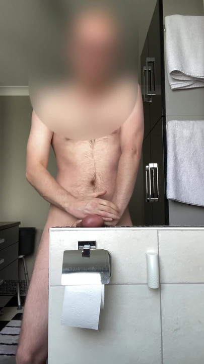 Kultni trenutak iz "Hard Ballbusting On 40+ Days Denied Balls With A Mallet"