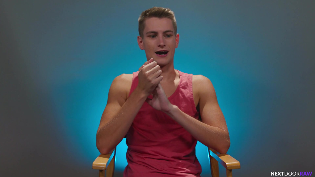 华丽的twnk性感翻转乱搞现实生活中的tatted BF大屁股