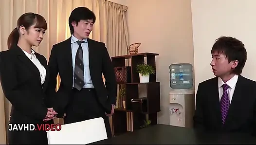 Petualangan seks threesome liar anju akane sama dua pria beruntung di kantor