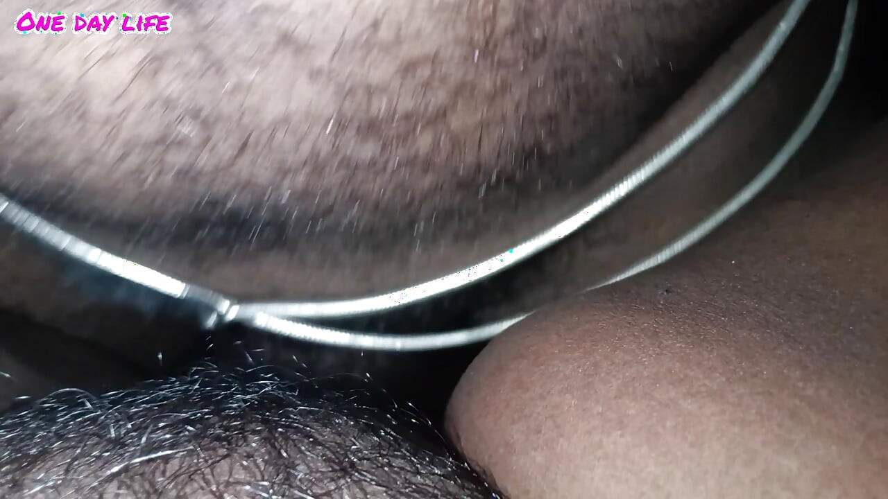 Tamil grande meio-irmão fazendo sexo com meia-irmã em sexo noturno