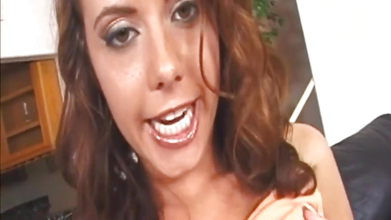 Horny Mature Brunette Stuffing Pussy with Thick Toy and Sucking Cock