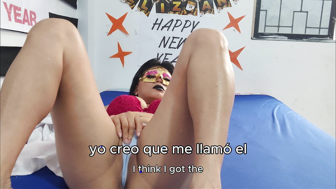 Sexy masérka masturbuje při mluvení o zvrácené věci