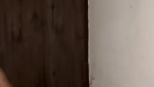 Mauka milte hi padosan ko choda