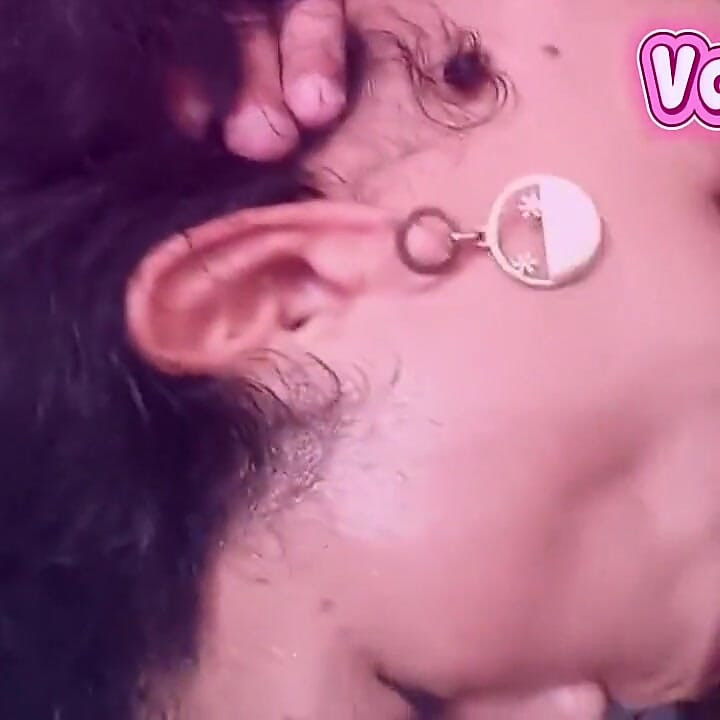 Prelepa devojka se jebe i puši kurac