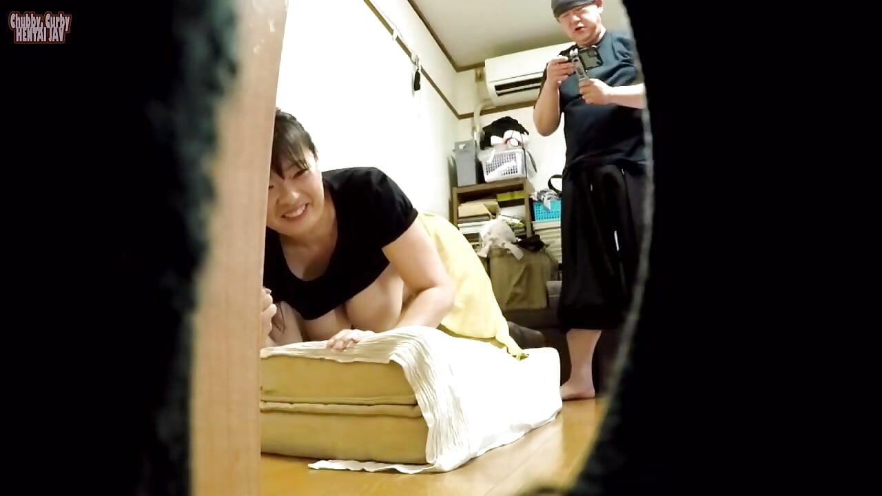 Entrevista de emprego. Misato, o candidato voluptuoso que foi oferecido mais do que apenas uma posição