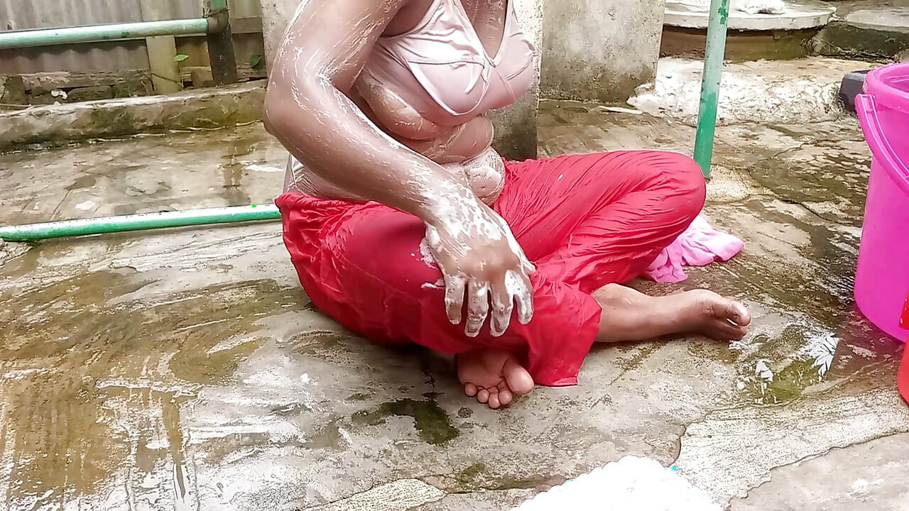 Amateur Desi Hot Step Mom Big Ass Big Nipple Outdoor Shower Exclusive Scene Captured By Her Step Son