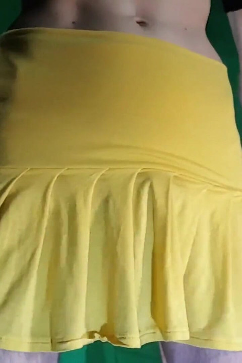 Yellow Skirt with Yellow Shorts. the Free Cut.