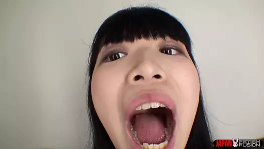 amateur Girl Series Amateur Yukari's Selfie of Her Tongue and Inside Her Mouth