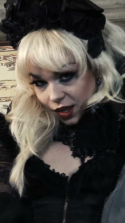382 Rebeka Black Blonde Gothic Masturbation
