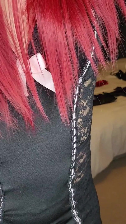 ดื่มด่ําในเครื่องรางไนลอนของฉัน - ภายใต้ชุดเดรสของฉันฉันสวมกางเกงในไนลอนไร้เป้า, กางเกงในฝรั่งเศสไนลอน, ถุงมือไนลอนอย่างเต็มที่