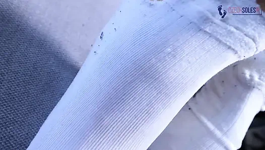 İki kız kardeş ayakla büyüme ve karşılaştırma